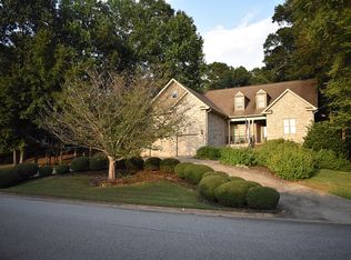 961 Millers Point Rd, Auburn, AL 36830