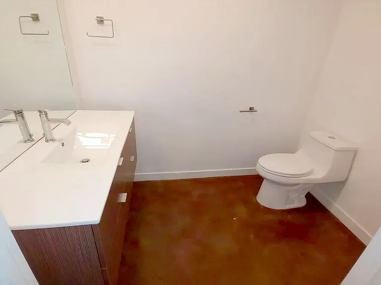 654 N Virgil Ave #214 — Photo 17