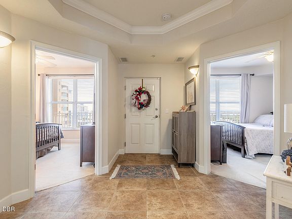 4th image of 2403 S Atlantic Ave APT 910