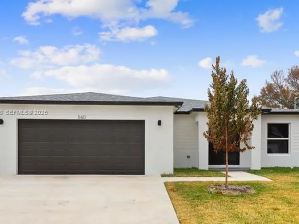 560 SW Carter Ave, Port Saint Lucie, FL 34983