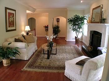 3rd image of 171 Valdeflores Dr