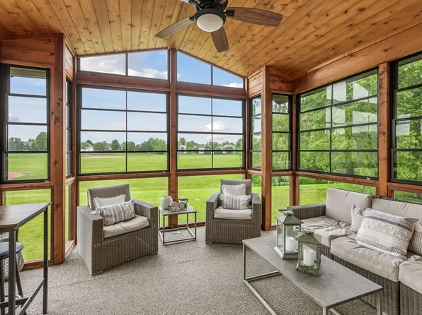18274 Imagery Ln, Lakeville, MN 55044
