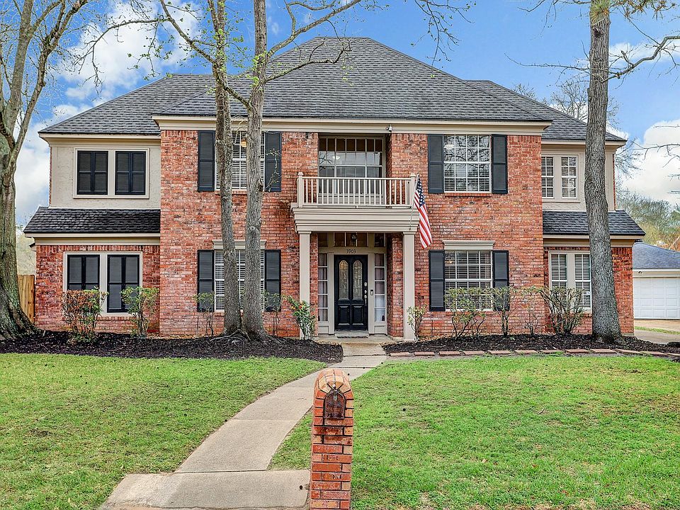 1st image of 3903 Hill Springs Dr