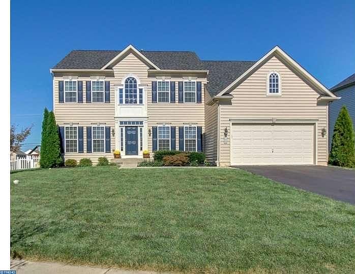 1st image of 135 Hart Dr