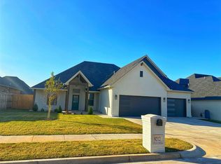 9212 NW 84th St, Yukon, OK 73099