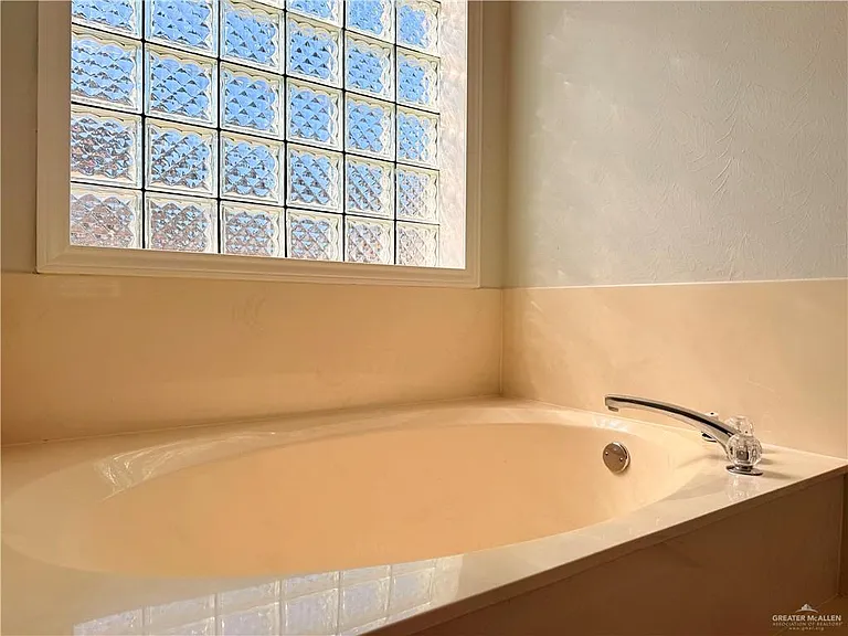2505 W Sandpiper Ave — Photo 12