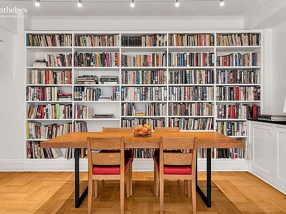 4th image of 26 E 10th St #3B