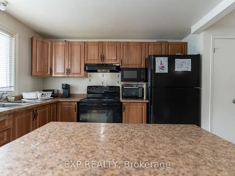 6 Hickling Trl — Photo 10