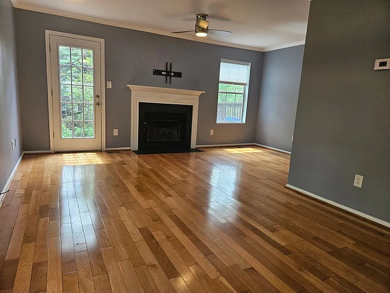 12146 Flag Harbor Dr — Photo 4