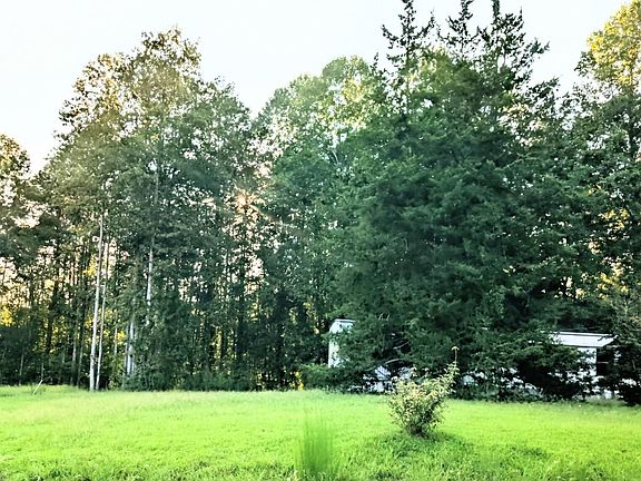 3rd image of 322 N Hicks Rd