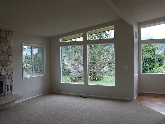 3rd image of 1728 W 34th Pl
