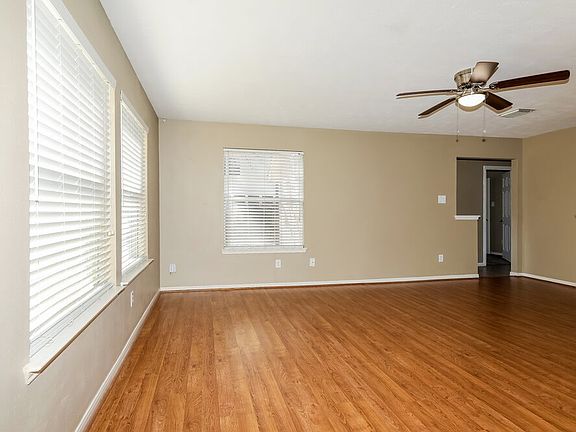 4th image of 10007 Willow Wood Way