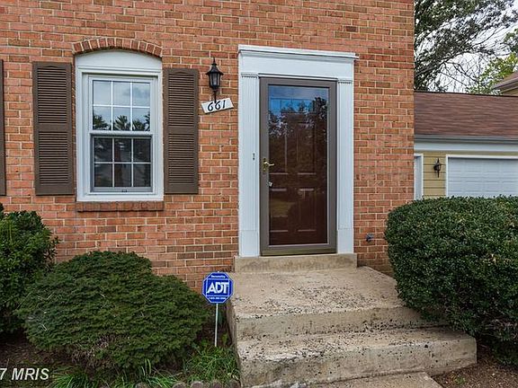 2nd image of 661 Eric Ct