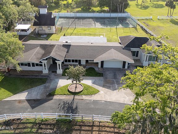 2nd image of 2885 Turtle Mound Rd