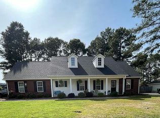 218 Ellicott Dr, Warner Robins, GA 31088