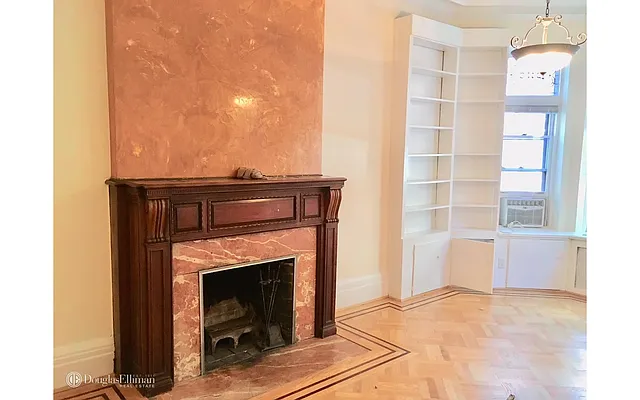 Rented by Douglas Elliman | media 36