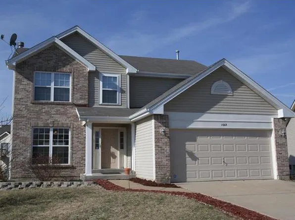 1665 Westlake Cir, Pacific, MO 63069