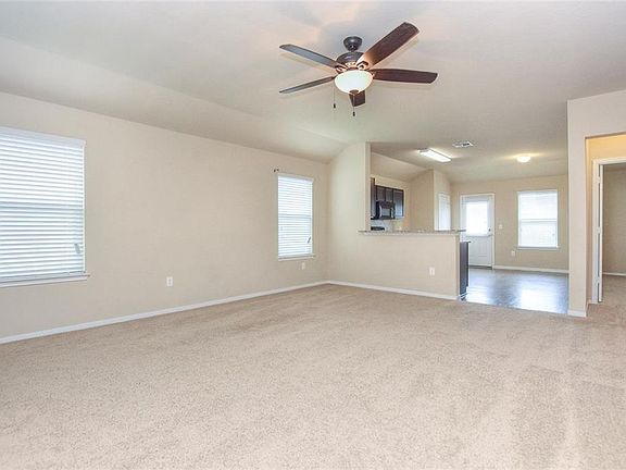 5th image of 12109 Greywacke Dr
