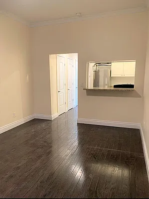 Rented by Voro New York | media 8