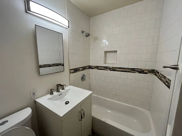 7420 Vicki Dr — Photo 20