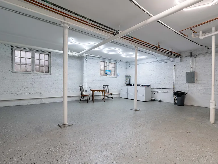 7422 N Damen Ave #2G — Photo 35