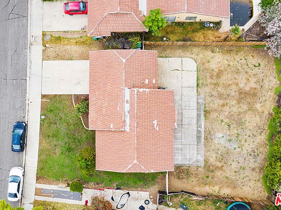 2nd image of 12925 Crossmont Pl