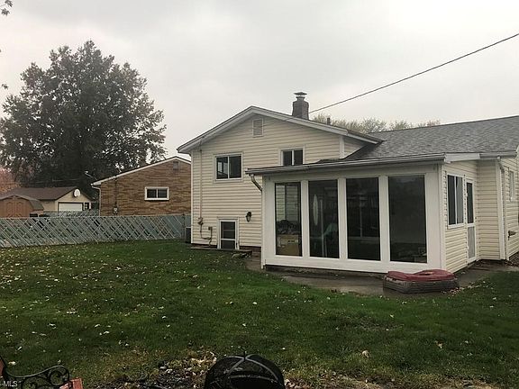 4th image of 34250 Cecelia Ct