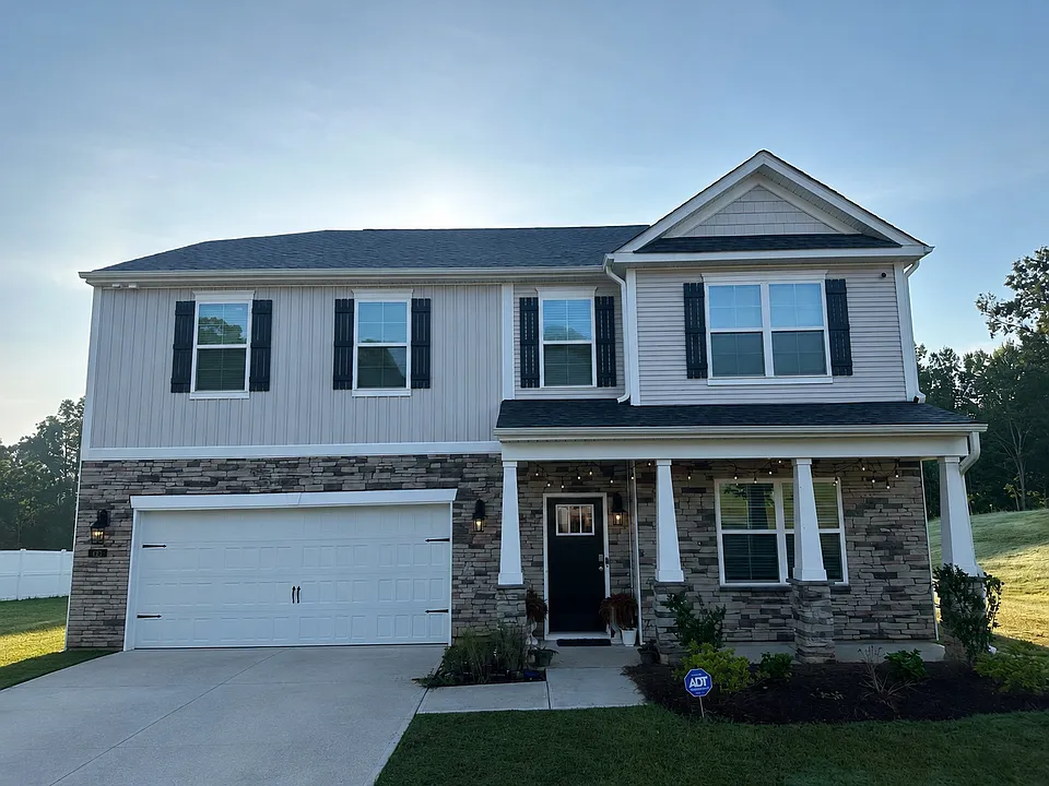 151 Lisa Dr