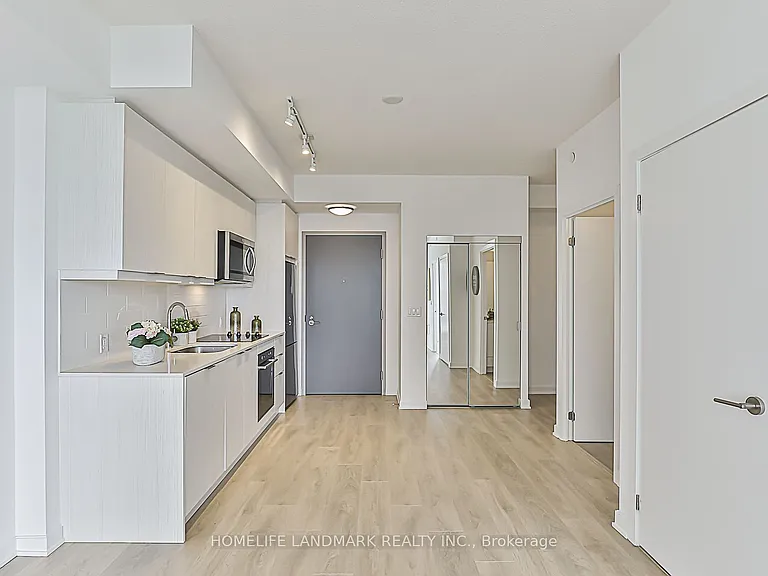 38 Forest Manor Rd #901 — Photo 8