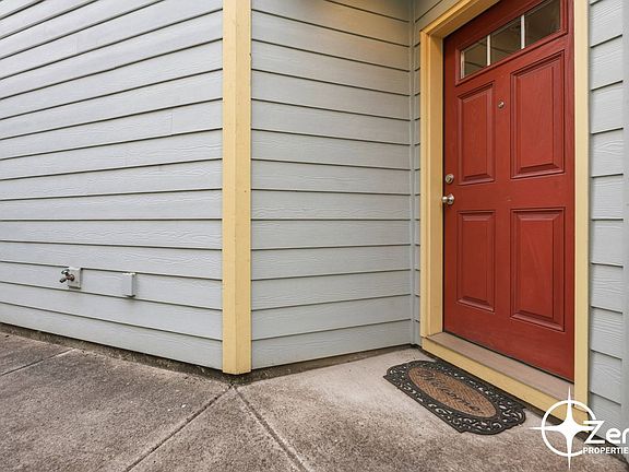 5th image of 5618 NE 74th Ct