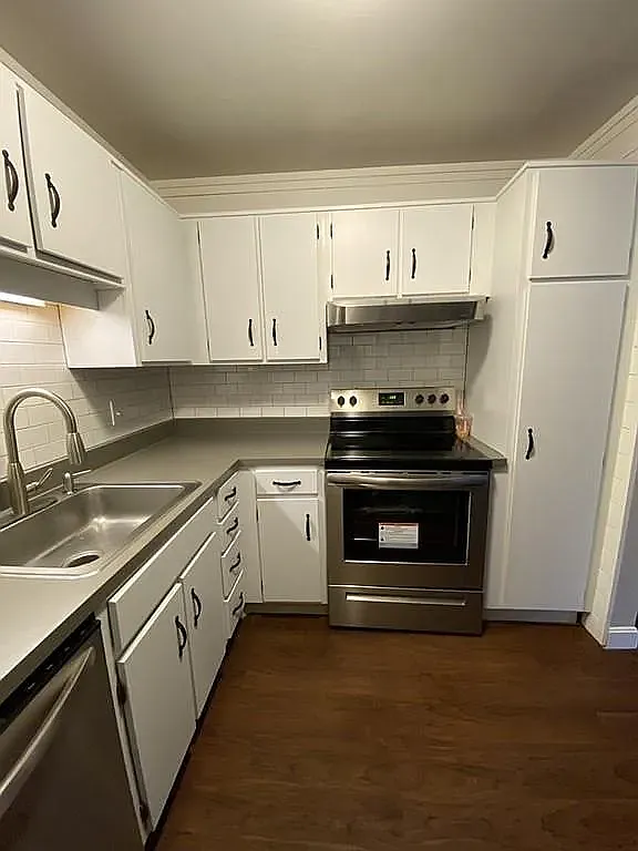 1 bed, 630 sqft, $1,755 — Photo 2