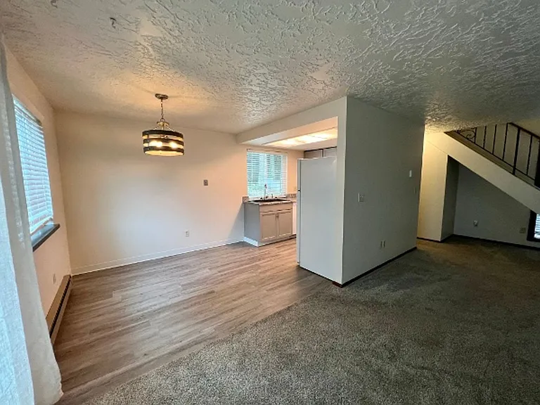 4508 6th Ave NE — Photo 6