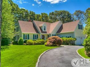 53 Meadowlark Ln, Osterville, MA 02655