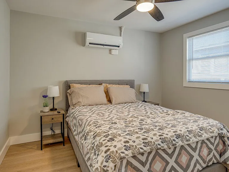 1214 Pennock Ave #1 — Photo 14