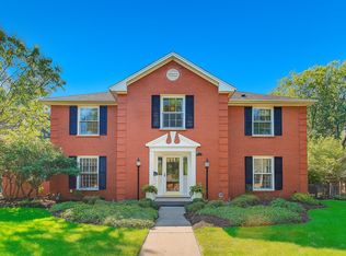 1702 Del Ogier Dr, Glenview, IL 60025