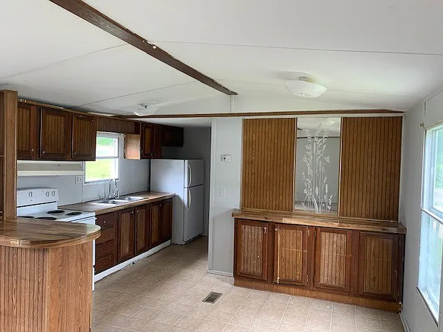 2 bed, 784 sqft, $650 — Photo 3