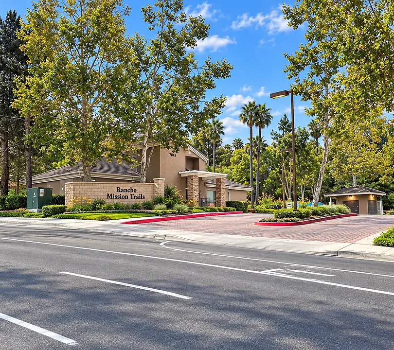 7653 Mission Gorge Rd #50