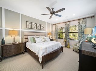 1225 Manado Dr, Naples, FL 34113