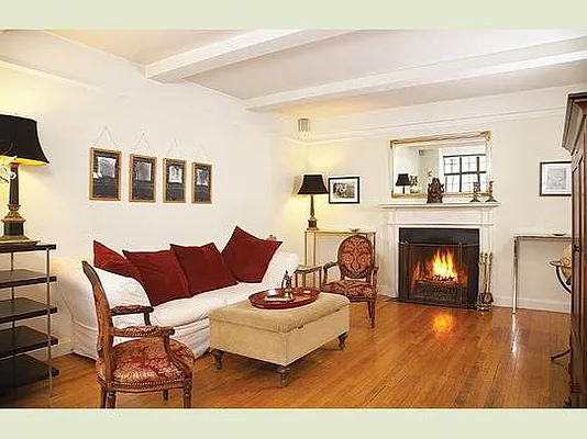 Sold by Stribling | media 9