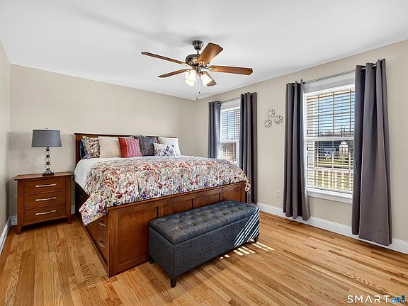 5th image of 20 Colonial Heights Road