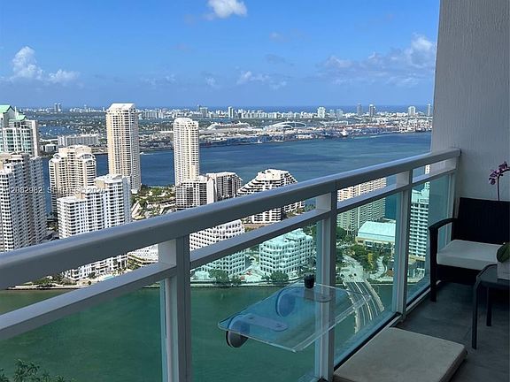 4th image of 950 Brickell Bay Dr APT 4908