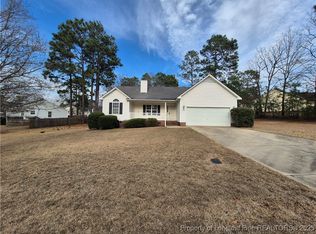 1556 Clan Campbell Dr, Raeford, NC 28376
