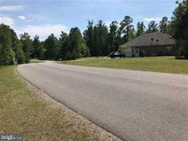 5th image of 75 Queen Laurens Ct