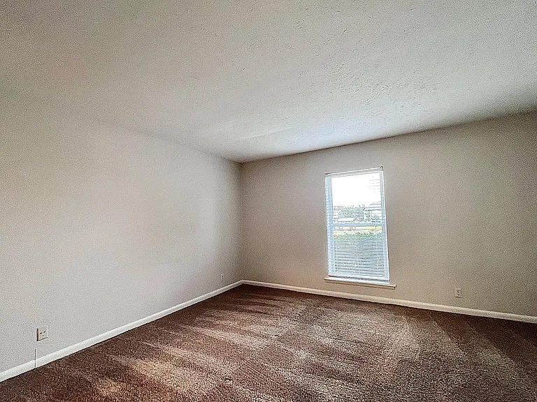 Chase Cove Apartments — Photo 89