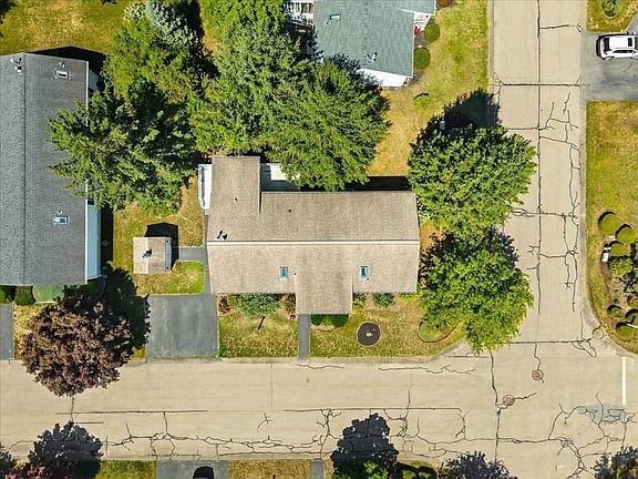 5th image of 31 Fieldwood Dr
