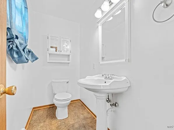702 Annapolis Ave #1, Akron, OH 44310