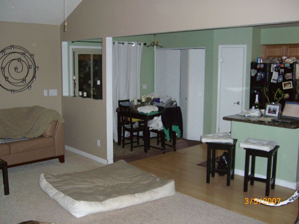 Living Room/Kitchen