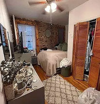 5th image of 202 E 7th St APT 2E