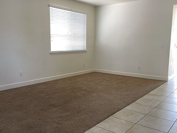 ad_photos_living_room_2_09172026