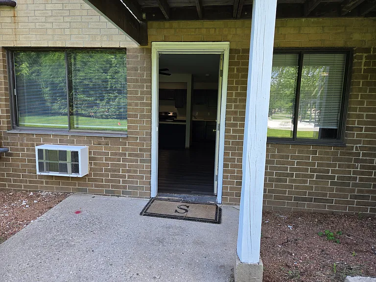 211 N Fraternity Ln #1 — Photo 17